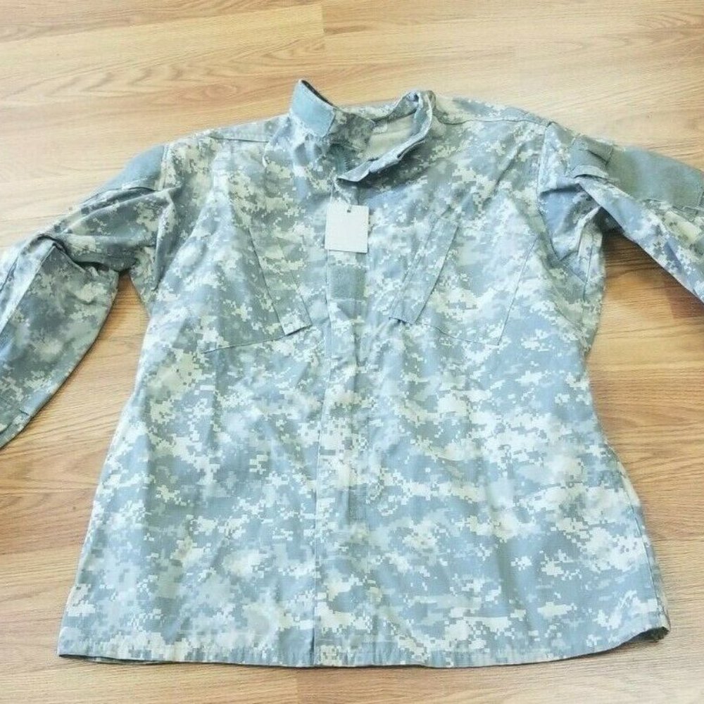 Genuine  ACU Army Uniform  Shirt Medium